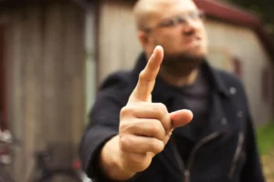 Understanding Body Language to Avoid Conflict